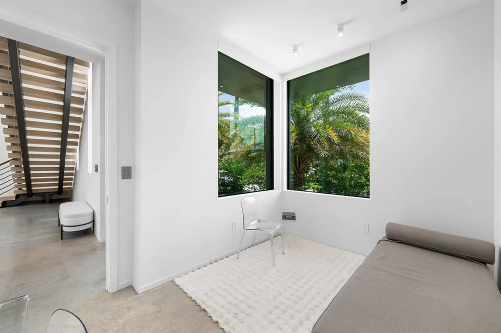 1650 E Terra Mar Drive Lauderdale By The Sea, FL 33062
