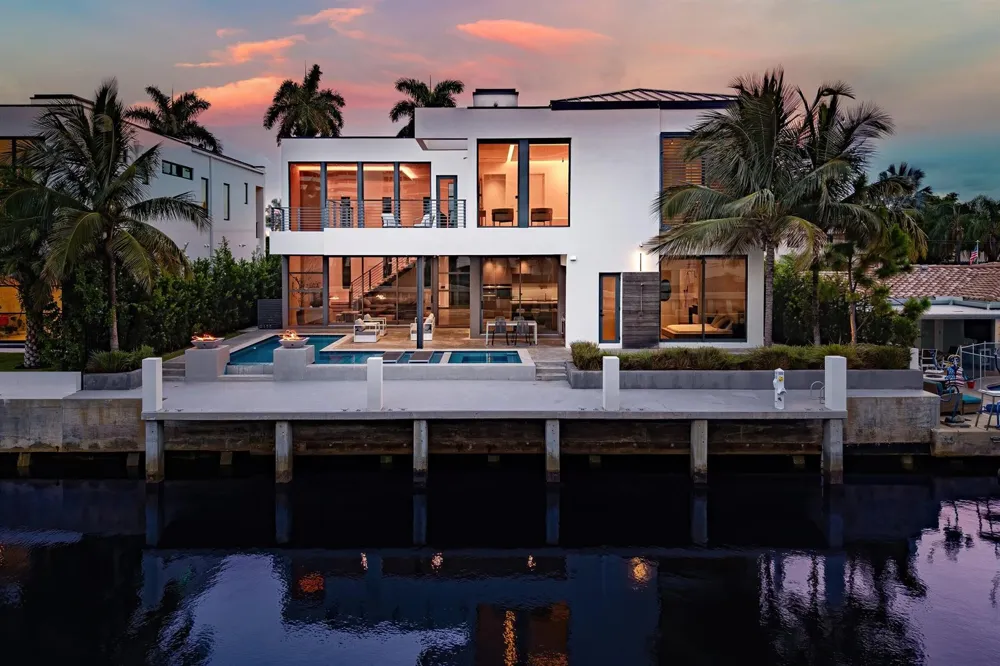 1650 E Terra Mar Drive Lauderdale By The Sea, FL 33062