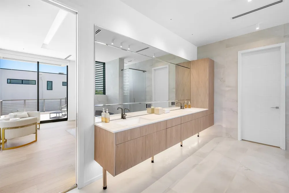 1650 E Terra Mar Drive Lauderdale By The Sea, FL 33062