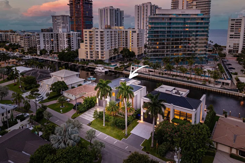 1650 E Terra Mar Drive Lauderdale By The Sea, FL 33062