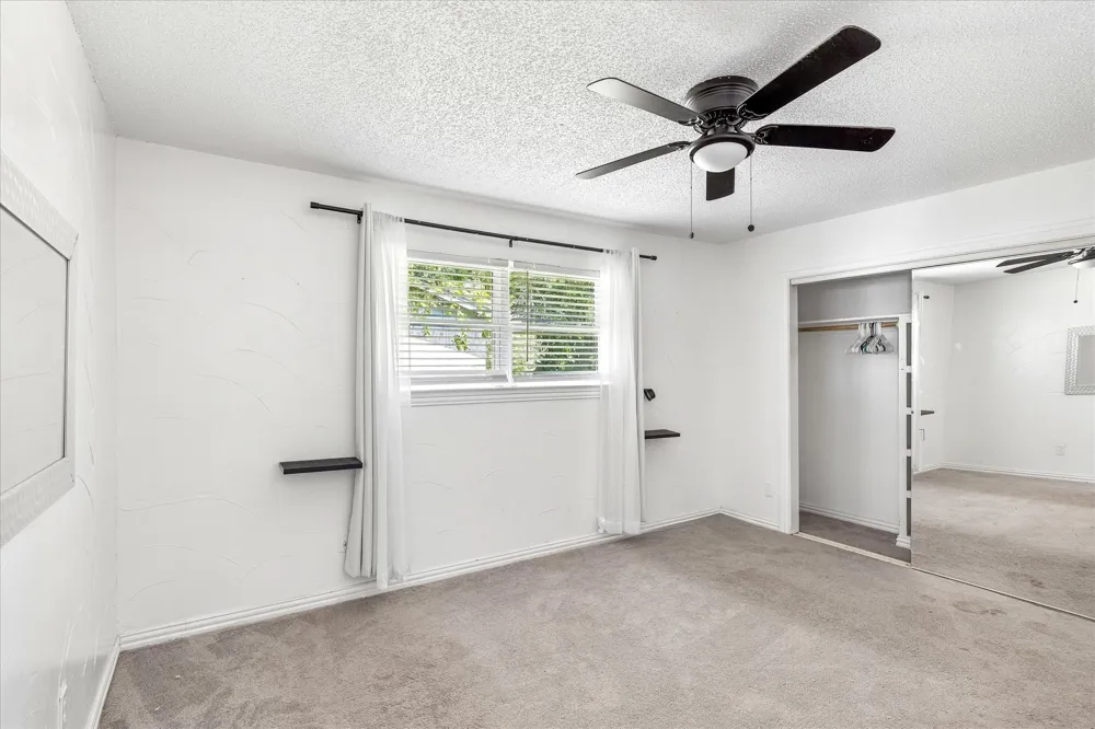 716 Heathcliff Drive Everman, TX 76140