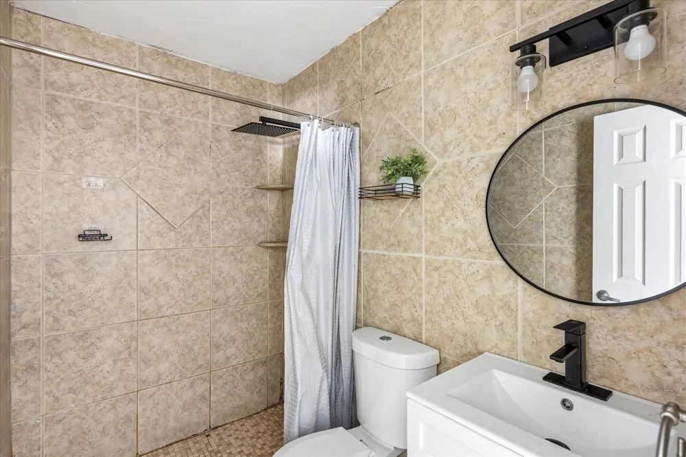 716 Heathcliff Drive Everman, TX 76140