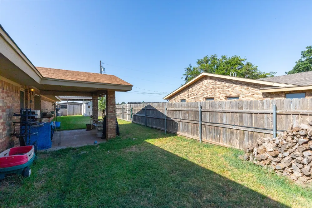 800 S Avenue F Knox City, TX 79529