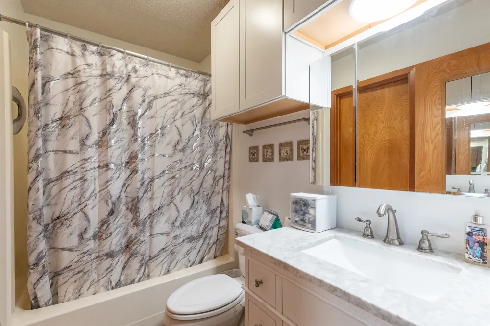 800 S Avenue F Knox City, TX 79529