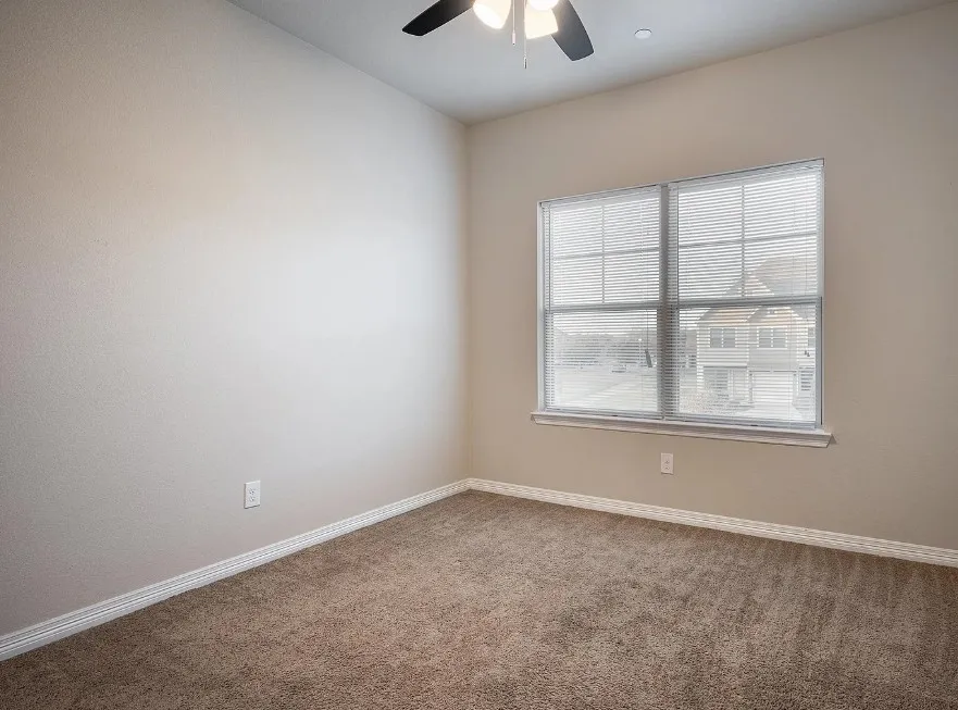 2708 Vine Court Denton, TX 76209