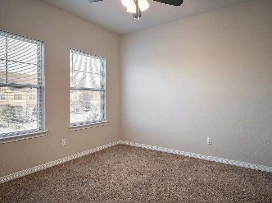 2708 Vine Court Denton, TX 76209