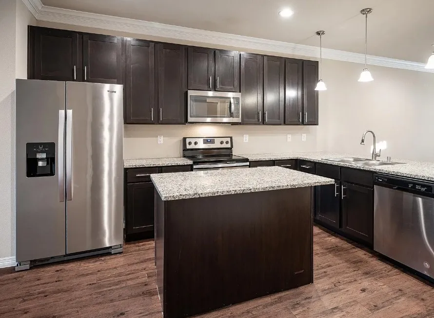 2708 Vine Court Denton, TX 76209