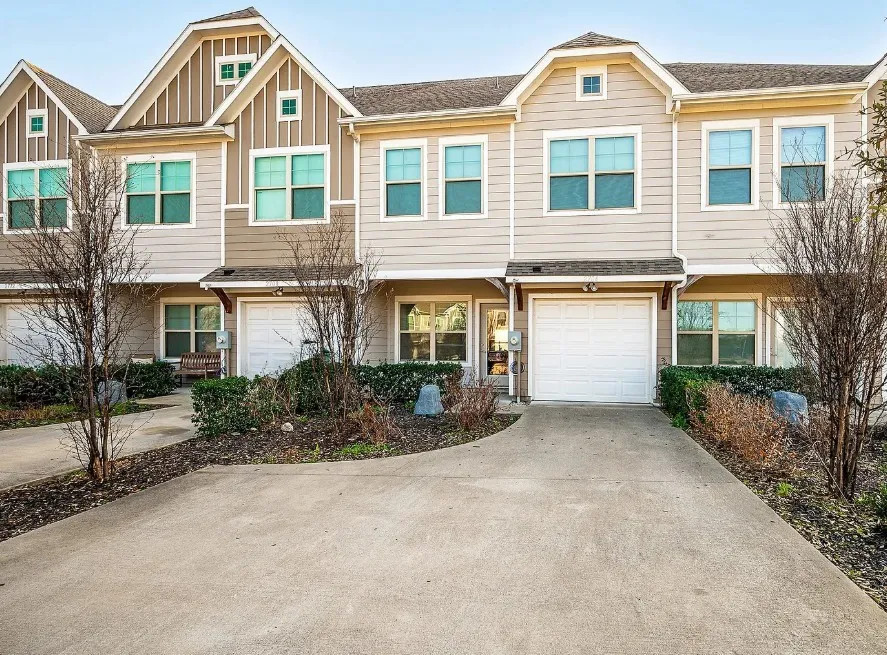 2708 Vine Court Denton, TX 76209