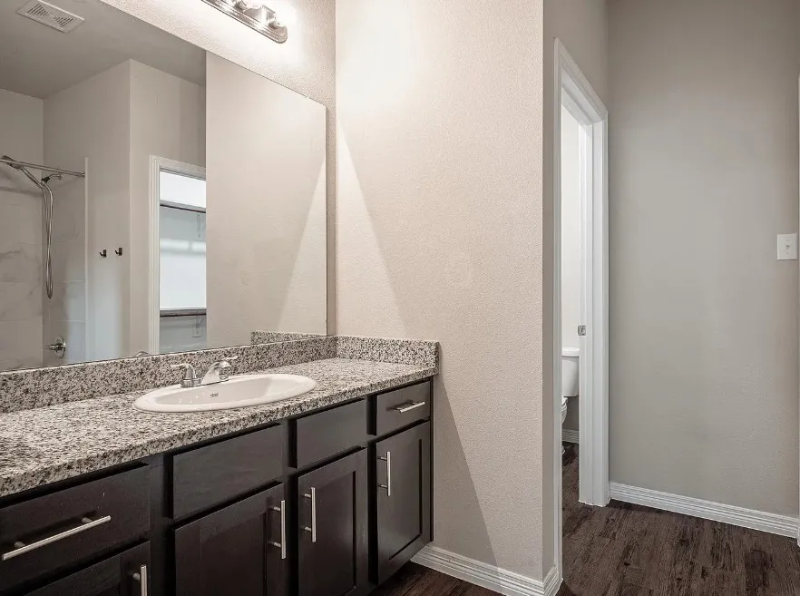 2708 Vine Court Denton, TX 76209
