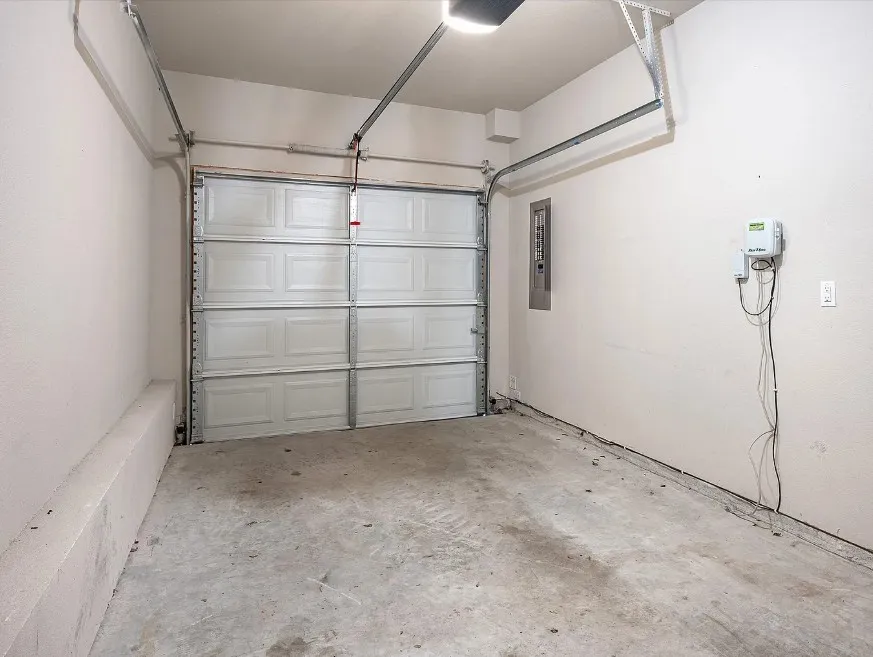 2708 Vine Court Denton, TX 76209