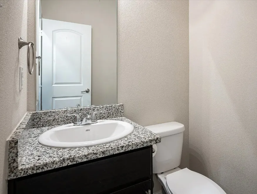2708 Vine Court Denton, TX 76209