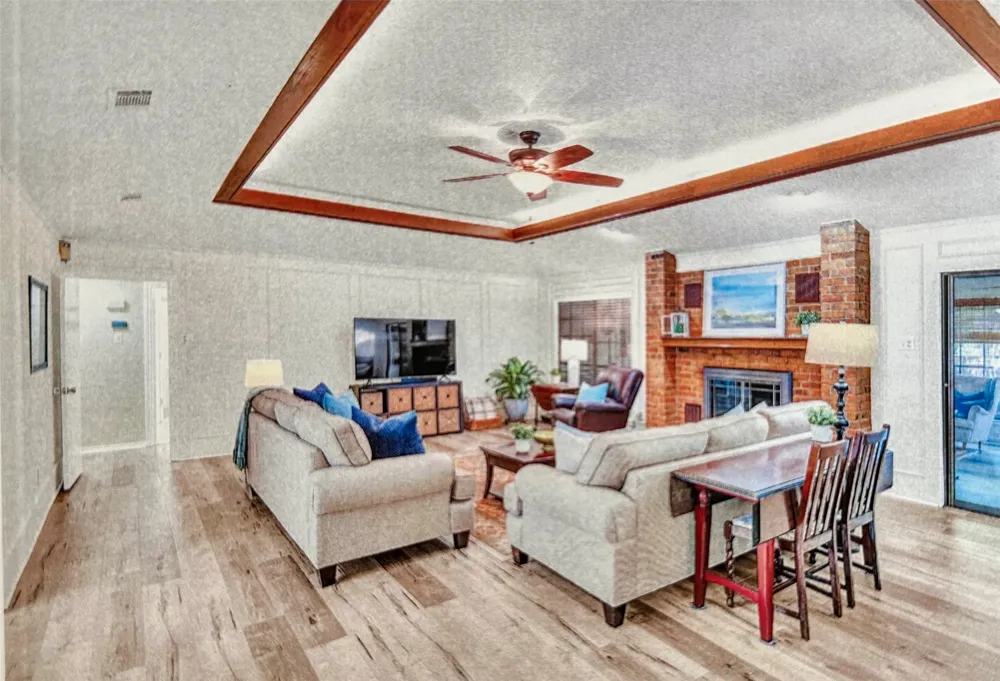 1713 Iroquois Drive Garland, TX 75043