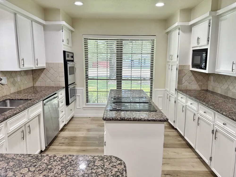 1713 Iroquois Drive Garland, TX 75043