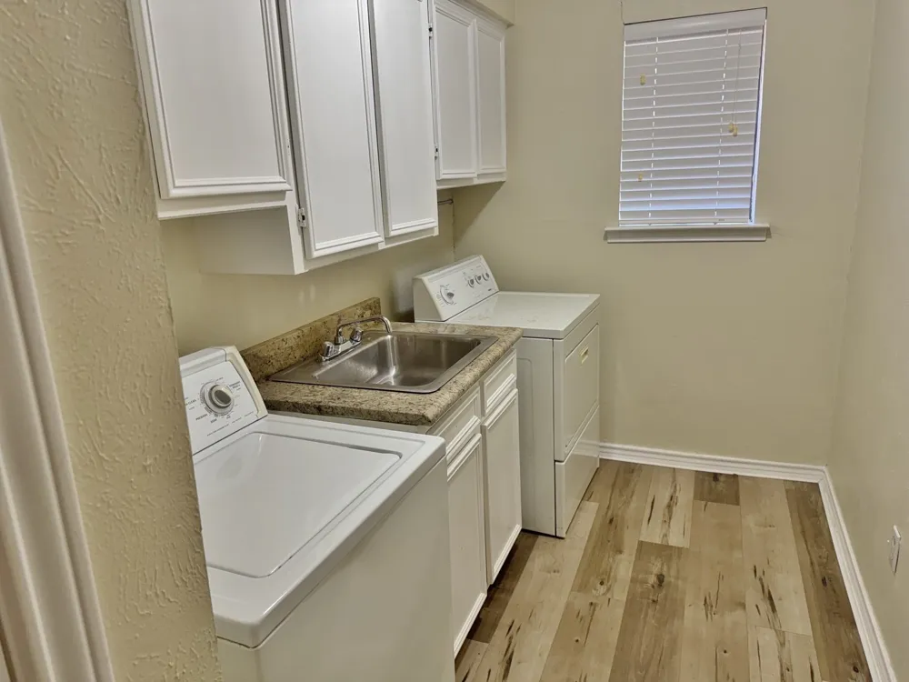 1713 Iroquois Drive Garland, TX 75043