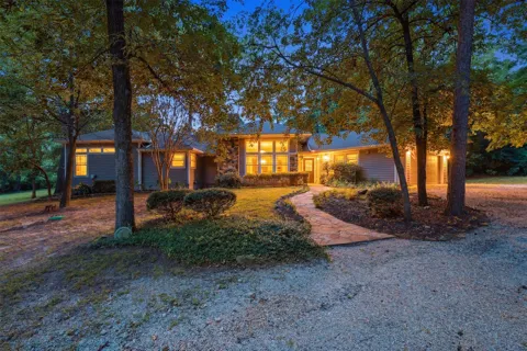 565 W El Dorado Drive