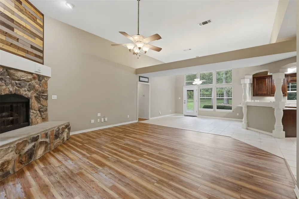 565 W El Dorado Drive Scroggins, TX 75480