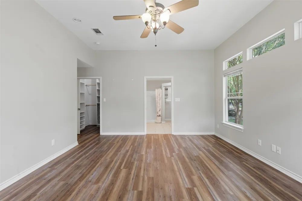 565 W El Dorado Drive Scroggins, TX 75480