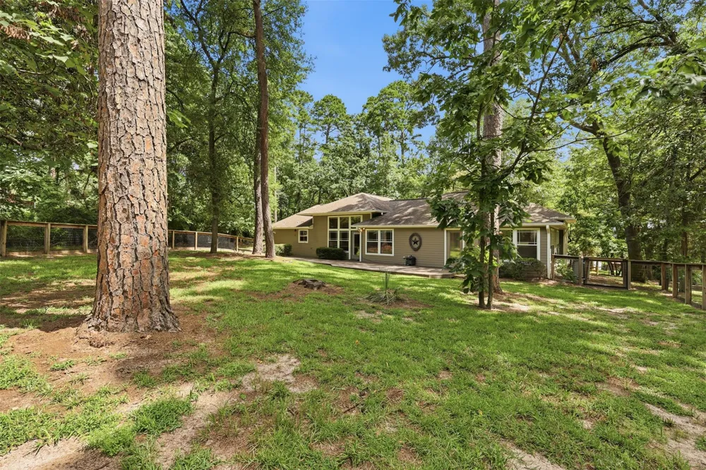 565 W El Dorado Drive Scroggins, TX 75480