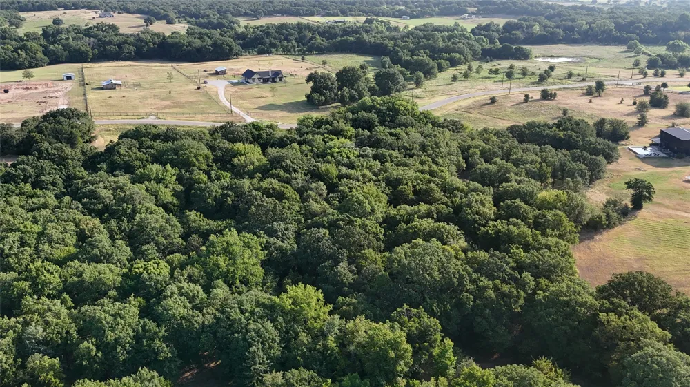 415 Rolling Hills Boulevard Alvord, TX 76225
