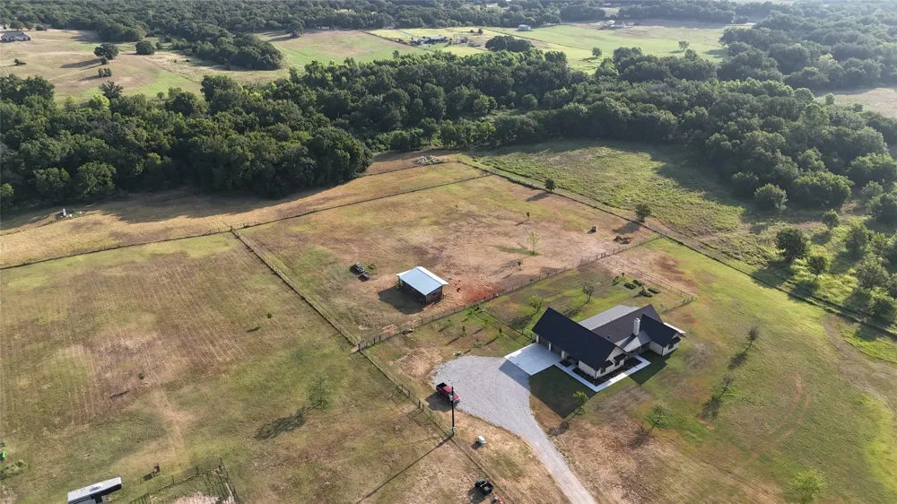 415 Rolling Hills Boulevard Alvord, TX 76225