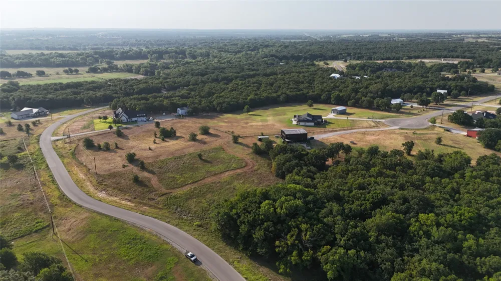 415 Rolling Hills Boulevard Alvord, TX 76225