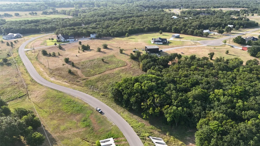415 Rolling Hills Boulevard Alvord, TX 76225