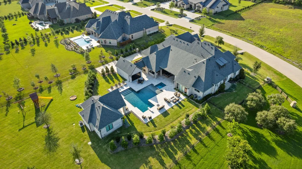 660 Louise Drive Fairview, TX 75069