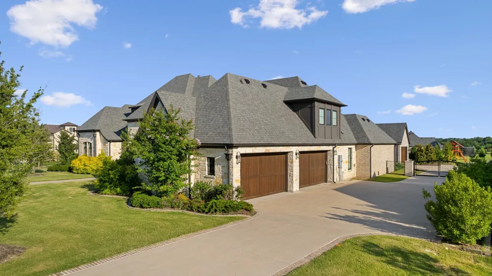 660 Louise Drive Fairview, TX 75069