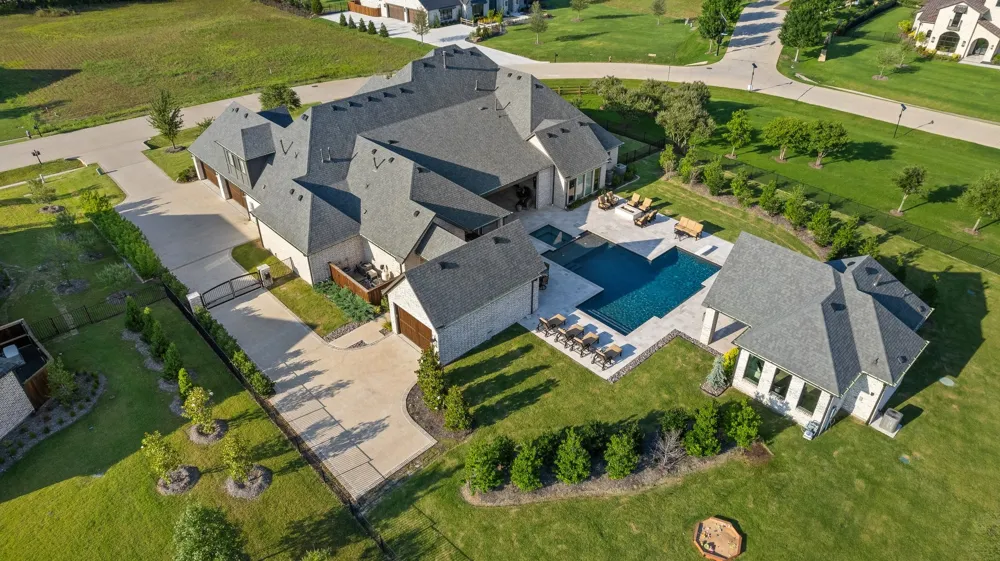 660 Louise Drive Fairview, TX 75069