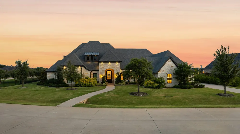 660 Louise Drive Fairview, TX 75069