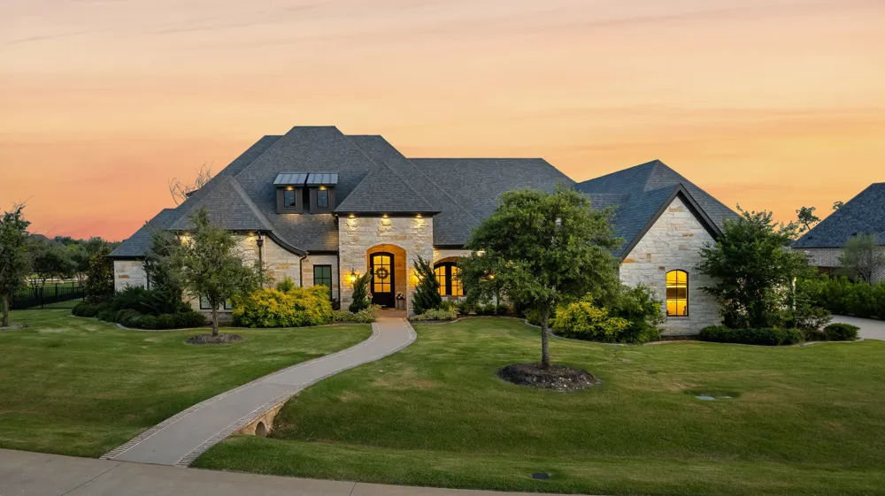 660 Louise Drive Fairview, TX 75069