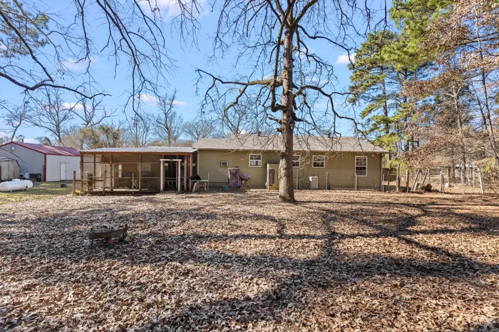 661 Crestwood Drive Avinger, TX 75630