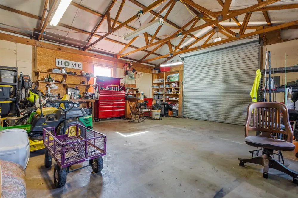 661 Crestwood Drive Avinger, TX 75630