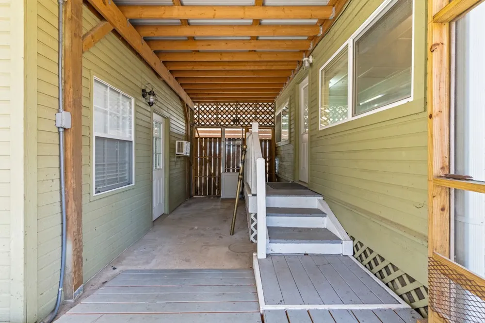 661 Crestwood Drive Avinger, TX 75630