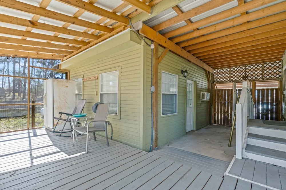 661 Crestwood Drive Avinger, TX 75630