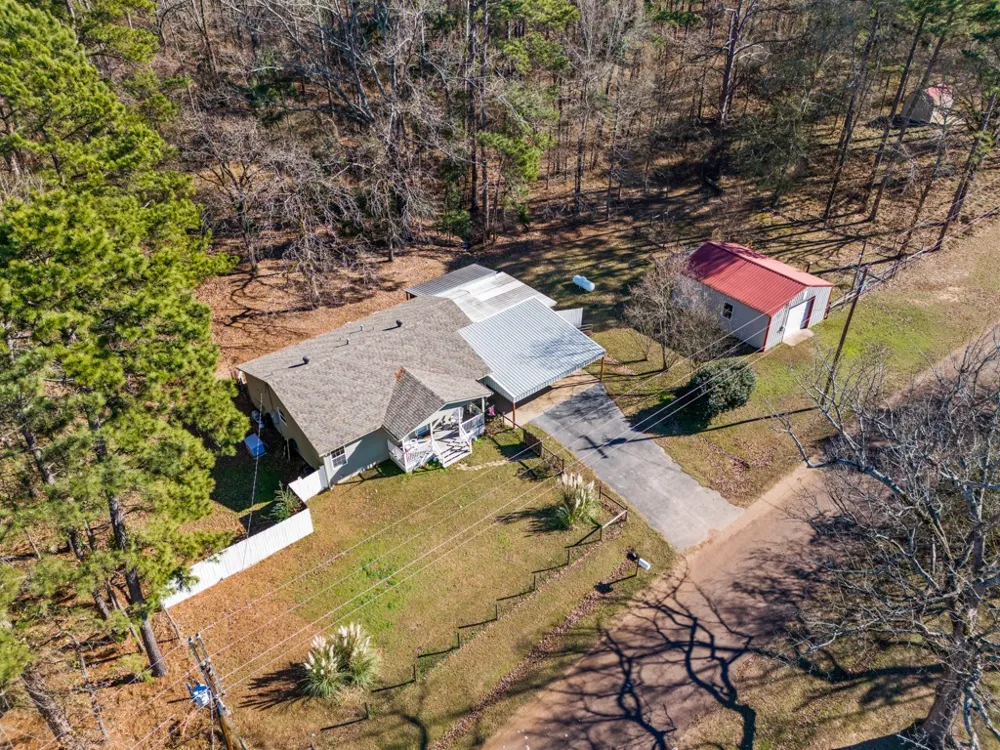 661 Crestwood Drive Avinger, TX 75630