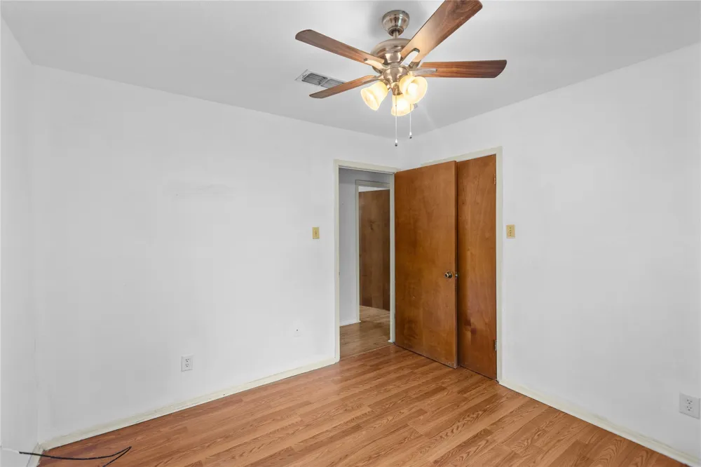 1939 E Texas Street Denison, TX 75021