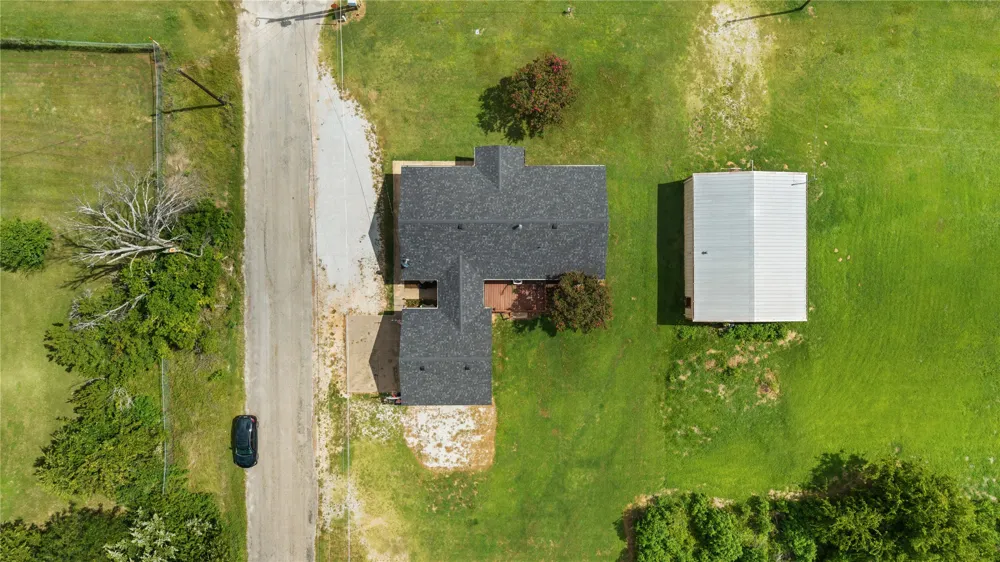1939 E Texas Street Denison, TX 75021