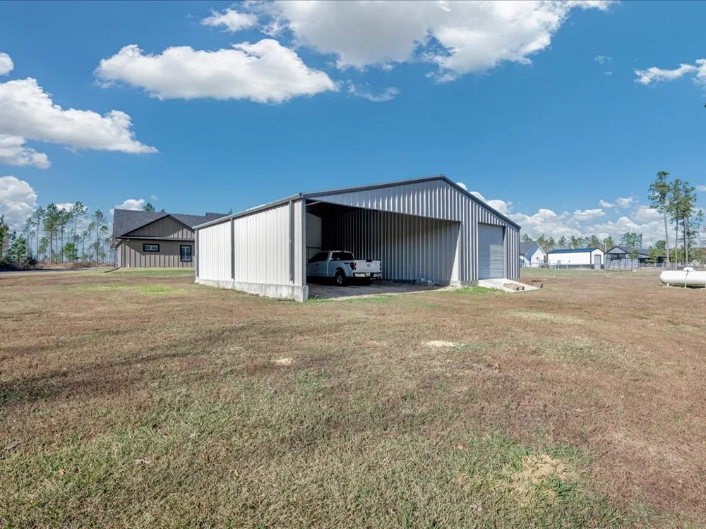 1105 Cc Road Diboll, TX 75941