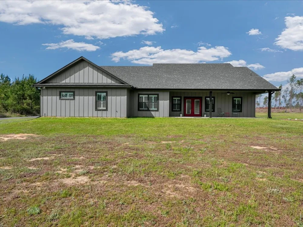 1105 Cc Road Diboll, TX 75941