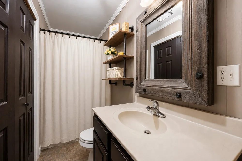 909 Main Street Ector, TX 75439