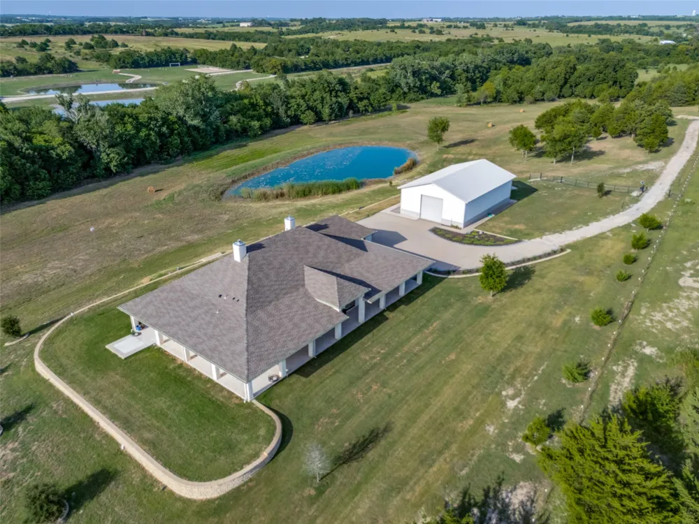 16755 County Road 566 Farmersville, TX 75442