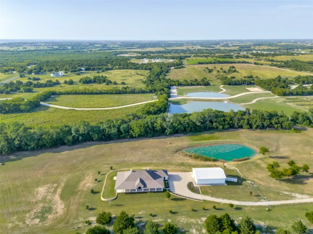 16755 County Road 566 Farmersville, TX 75442