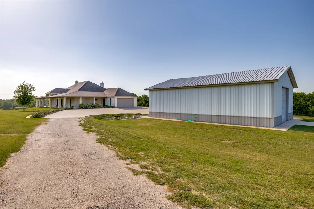 16755 County Road 566 Farmersville, TX 75442