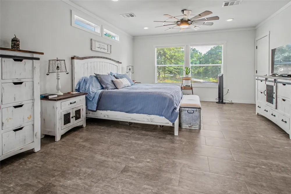 3064 Puddin Valley Road Bowie, TX 76230