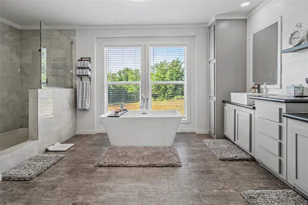 3064 Puddin Valley Road Bowie, TX 76230