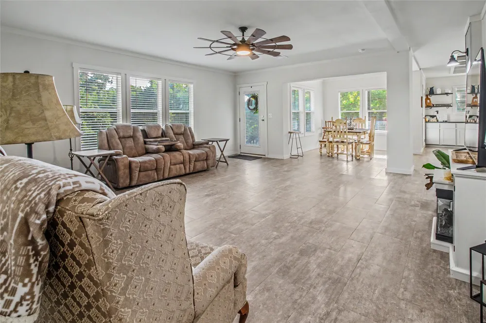 3064 Puddin Valley Road Bowie, TX 76230