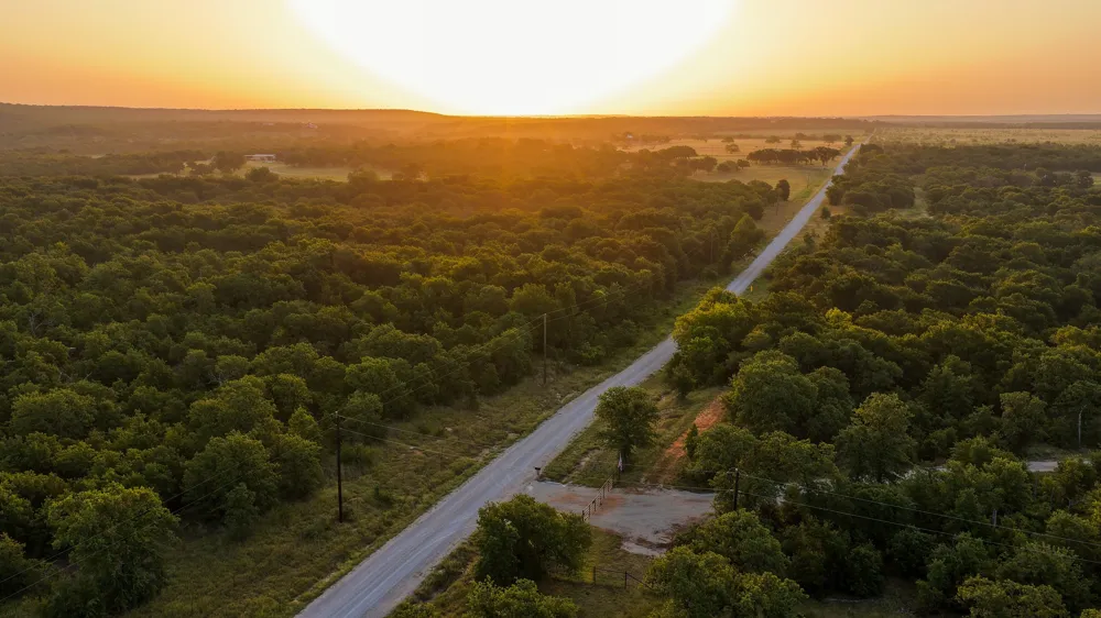 3064 Puddin Valley Road Bowie, TX 76230