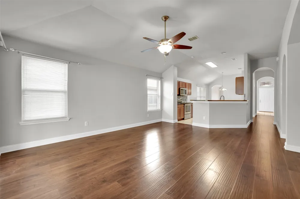 5205 Mirror Lake Drive Haltom City, TX 76117