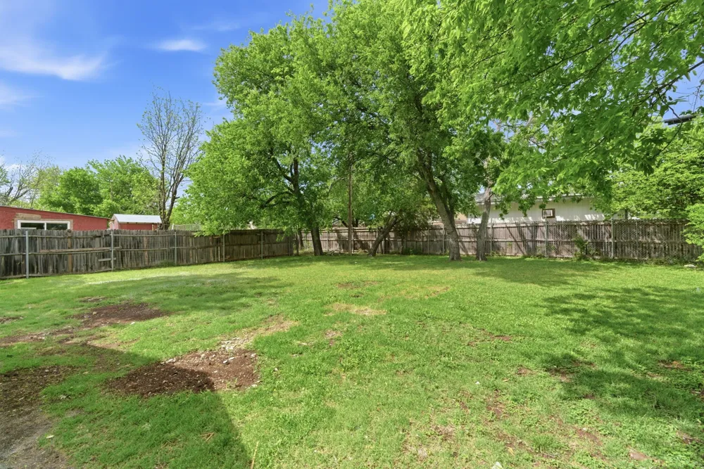 8816 Spaugh Court White Settlement, TX 76108